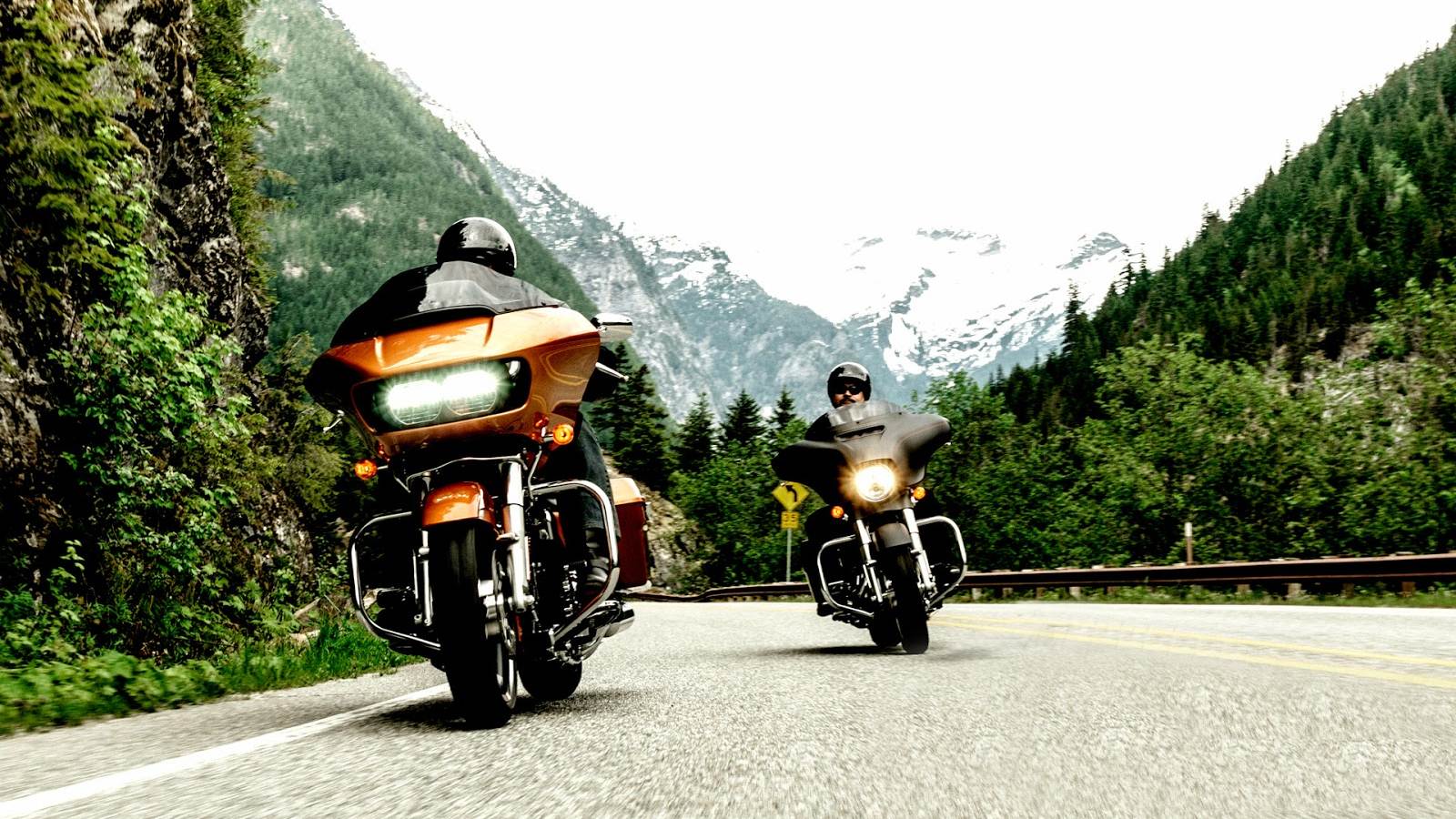 Harley Davidson Road Glide Wallpapers