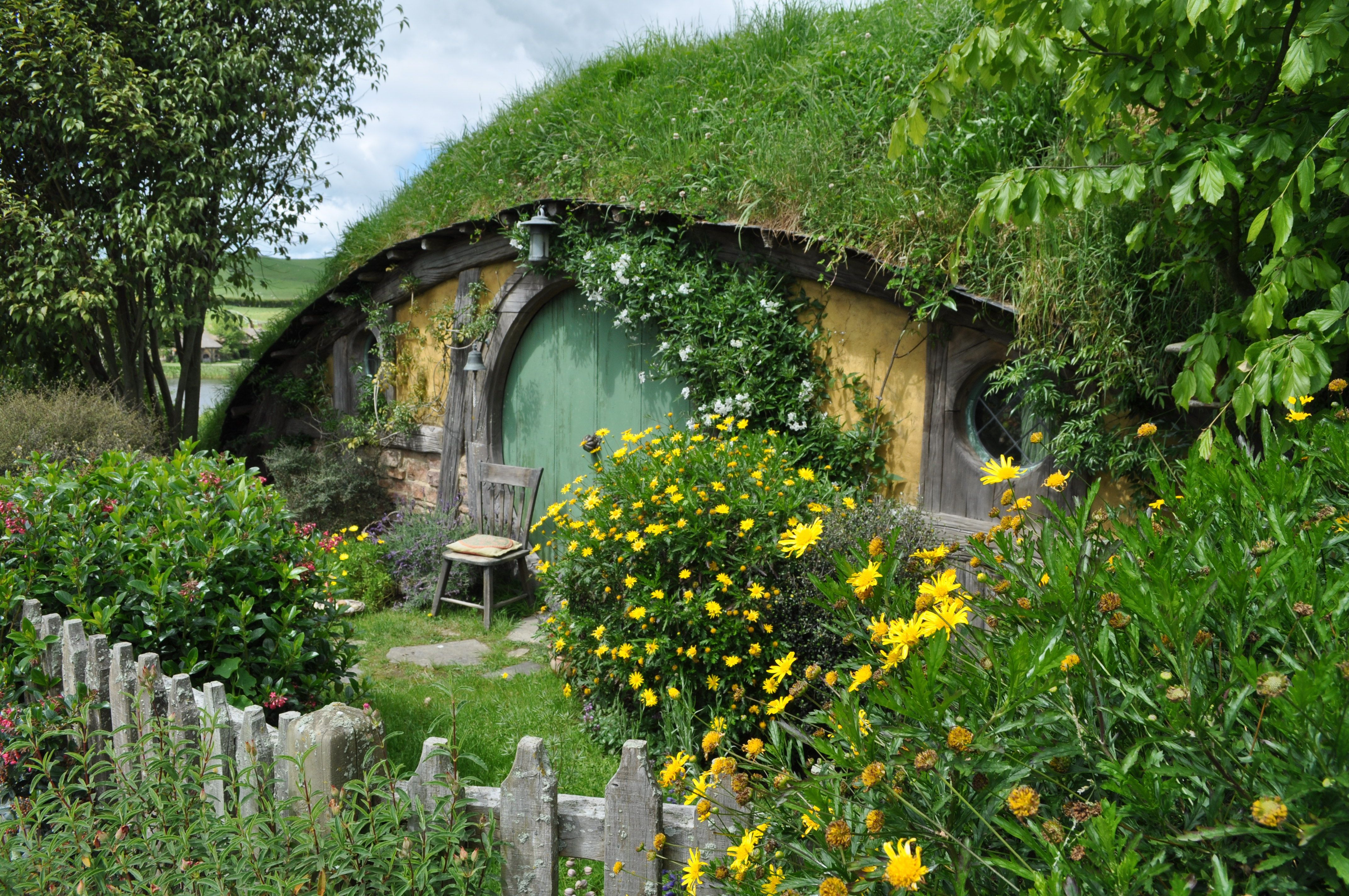 Hobbit Hole Wallpapers