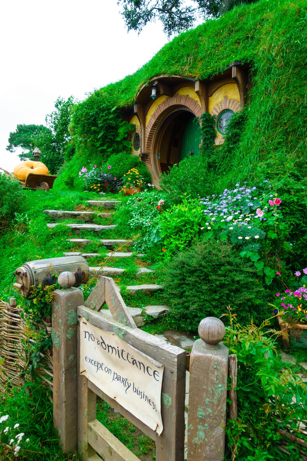 Hobbit Hole Wallpapers