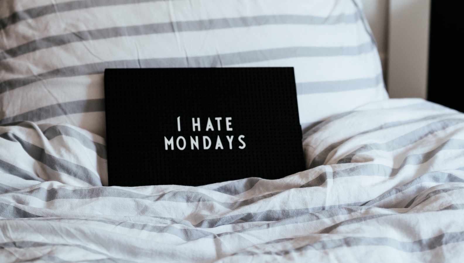 I Hate Monday Wallpapers