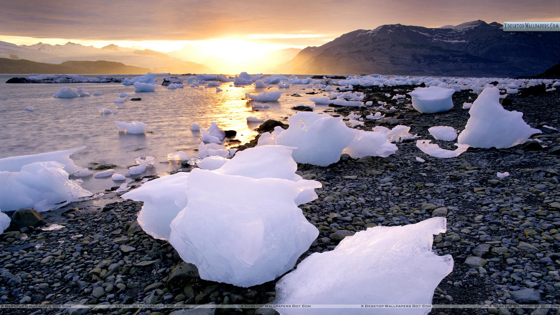 Icebergs Wallpapers