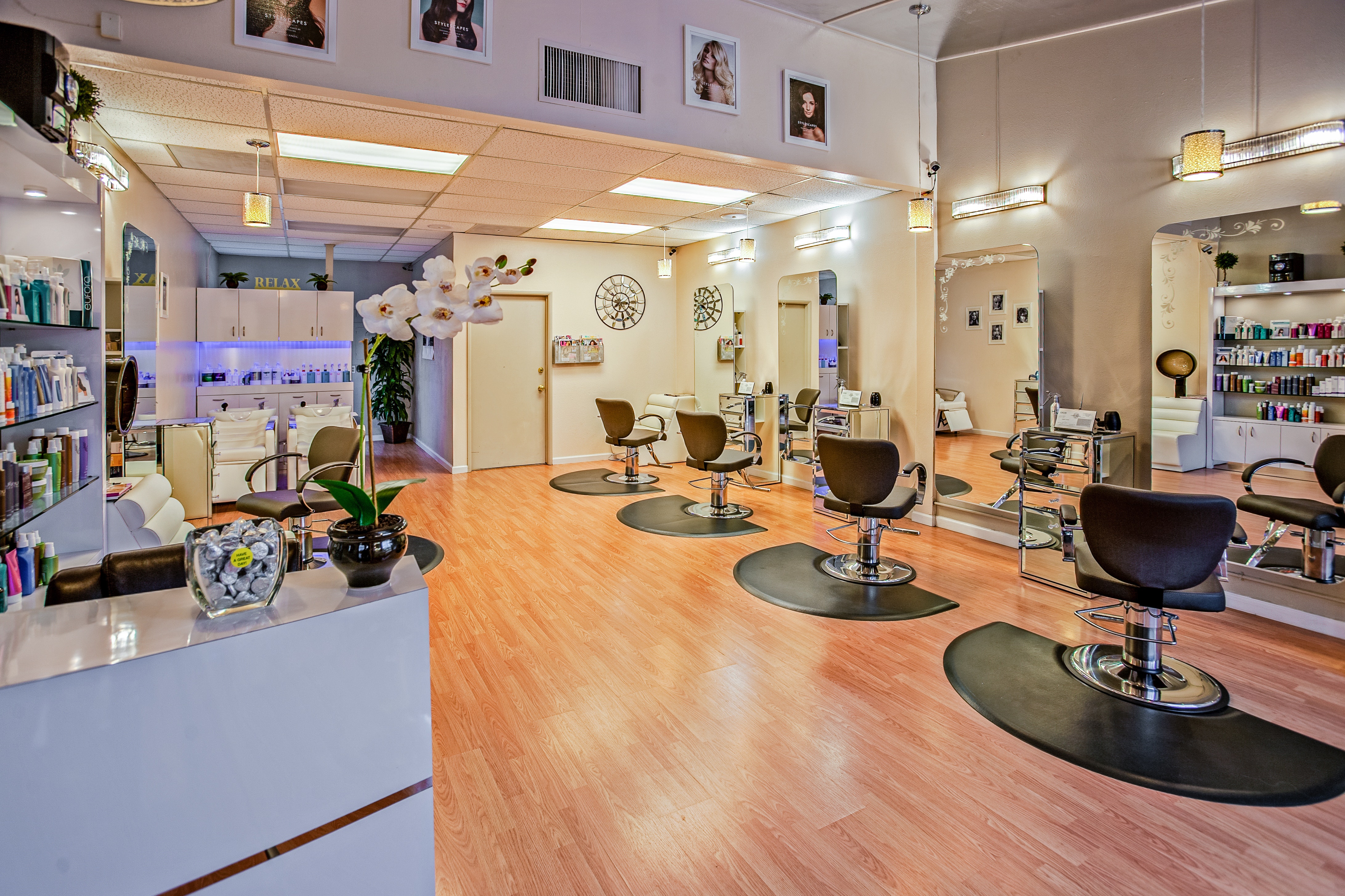 Images Of Beauty Salons Wallpapers