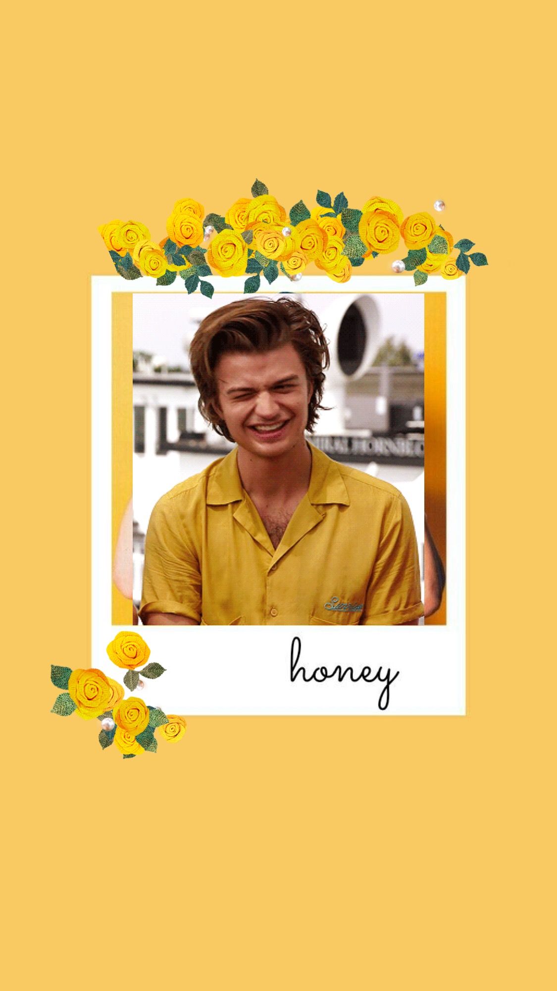 Joe Keery Photoshoot Yellow Wallpapers