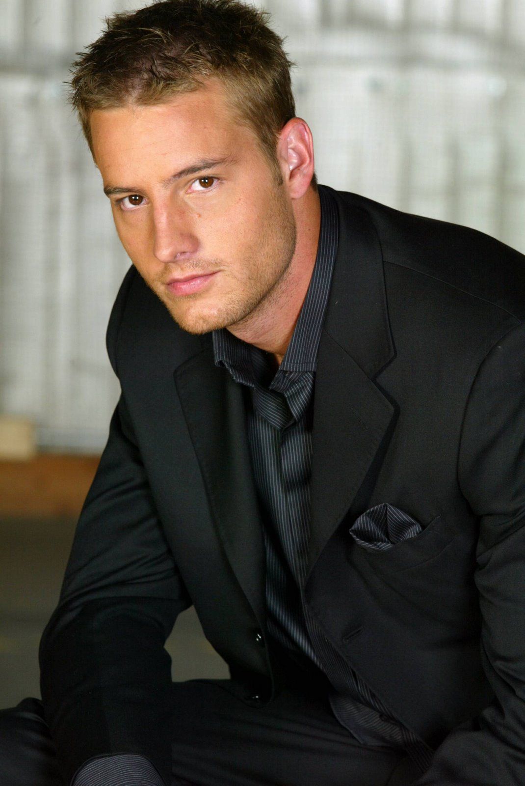 Justin Hartley Photos Wallpapers