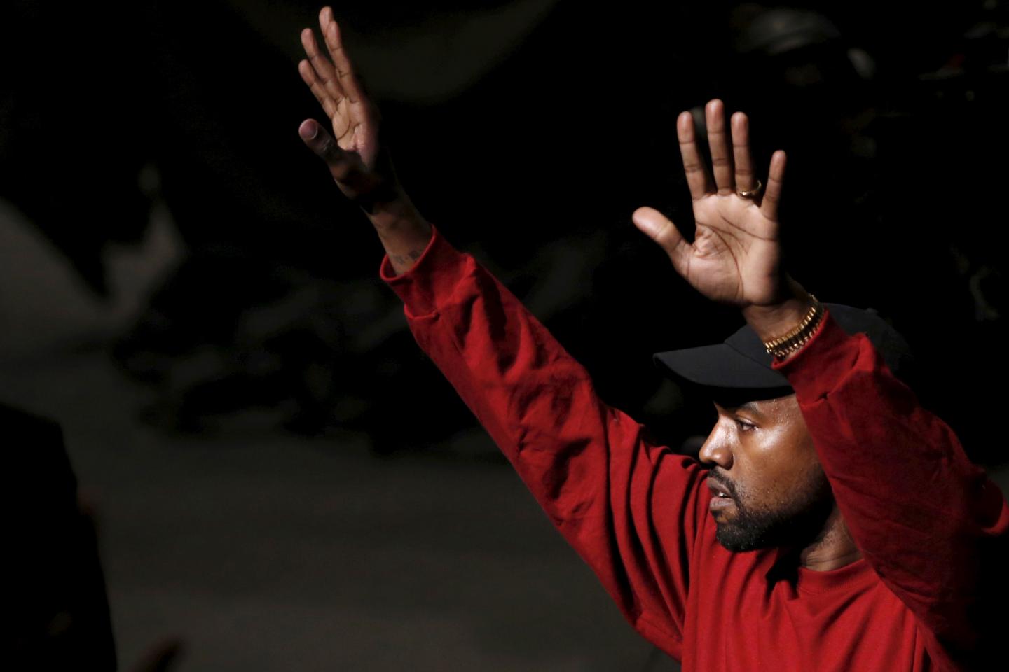 Kanye Hands Raised Wallpapers