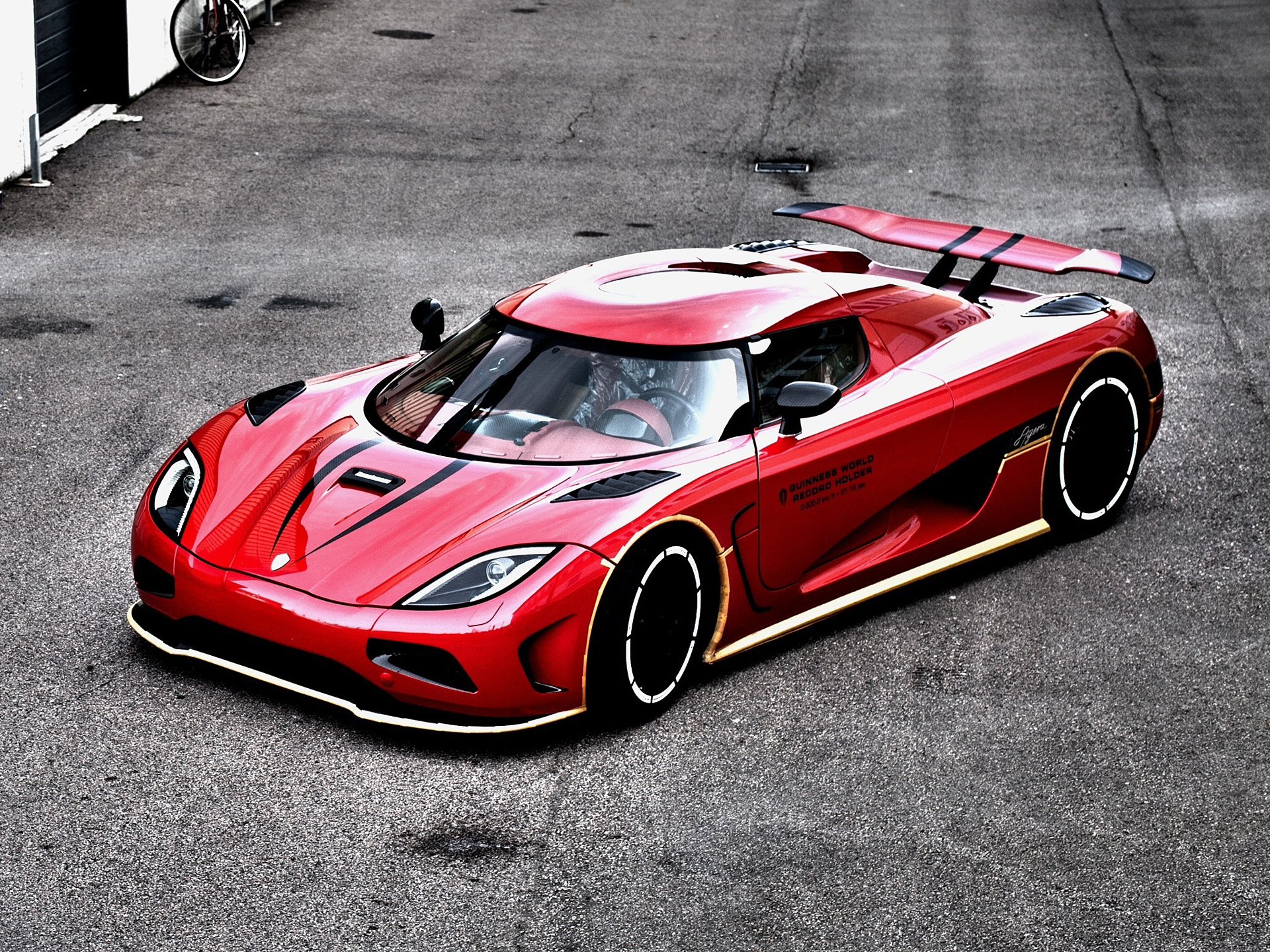 Koenigsegg Agera R Red And Black Wallpapers