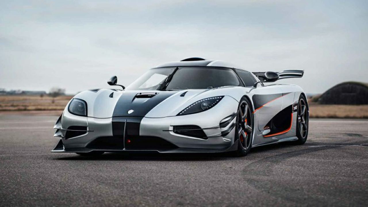 Koenigsegg Agera R Red And Black Wallpapers