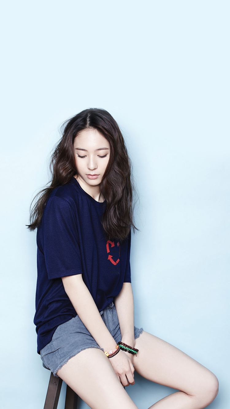 Krystal Wallpapers