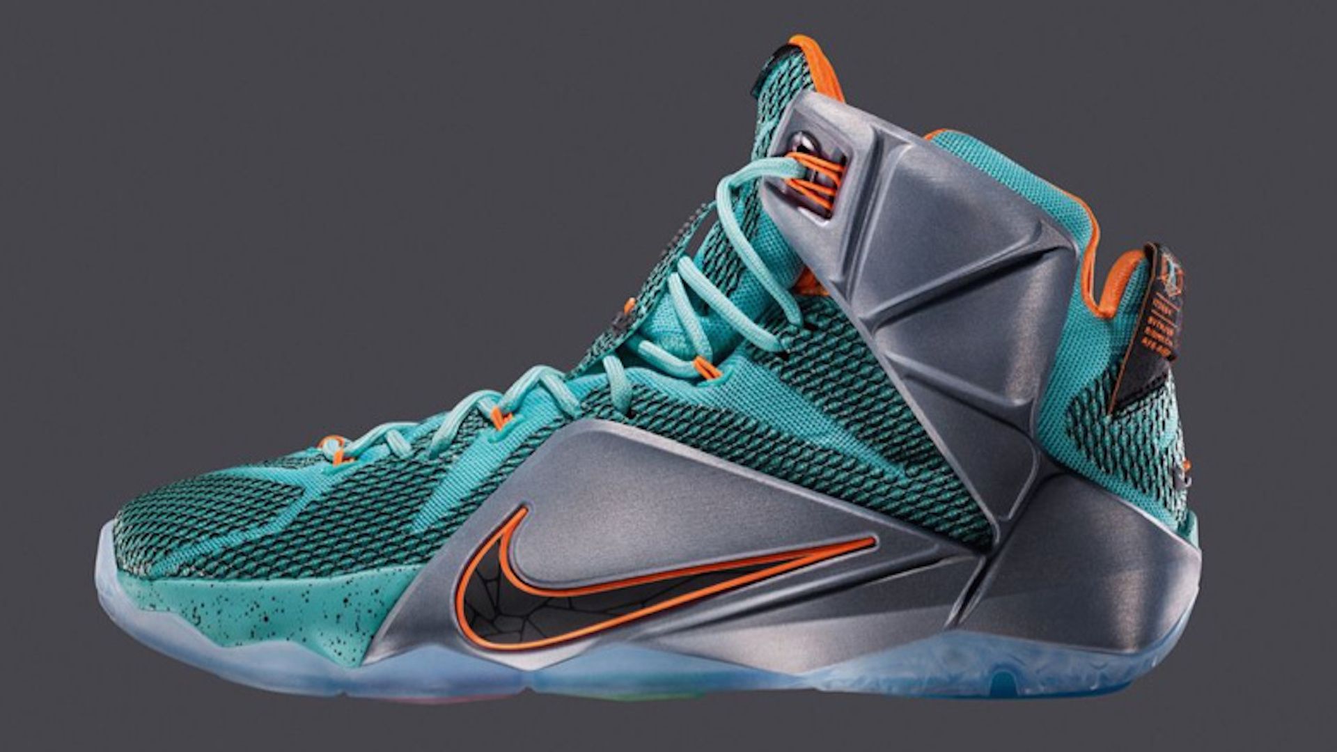 Lebrons Shoes Wallpapers