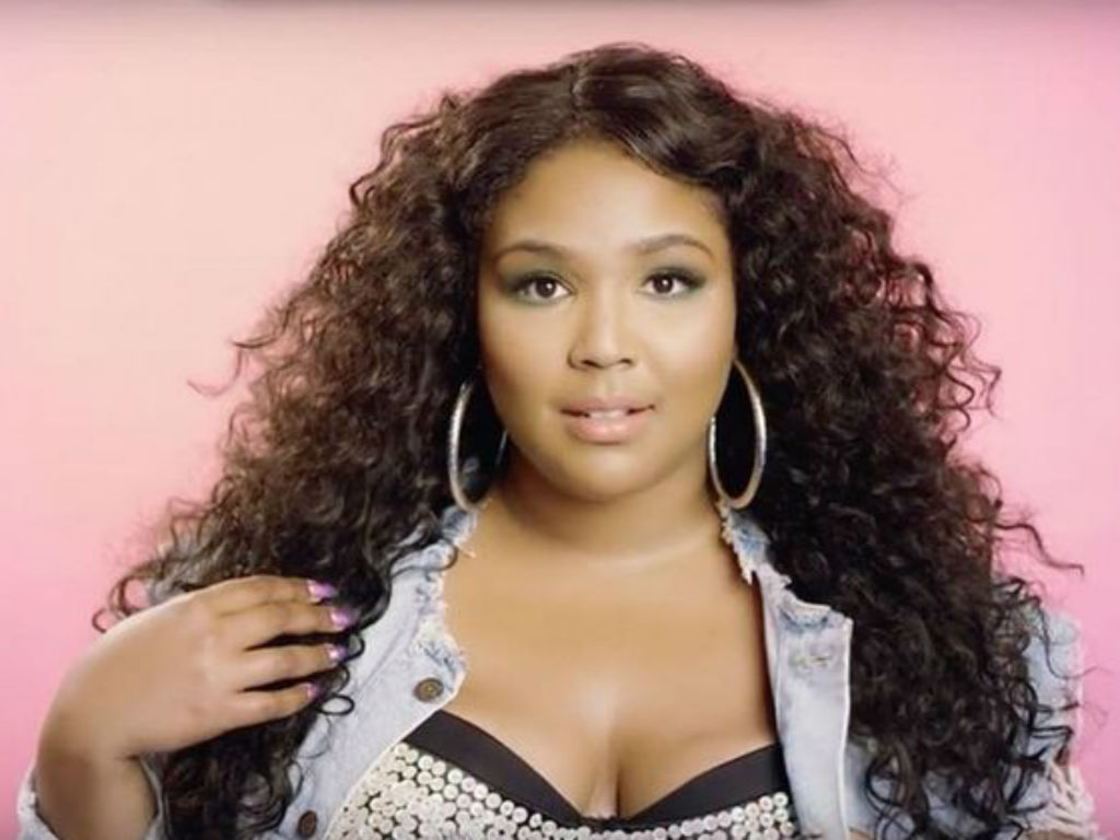 Lizzo Wallpapers