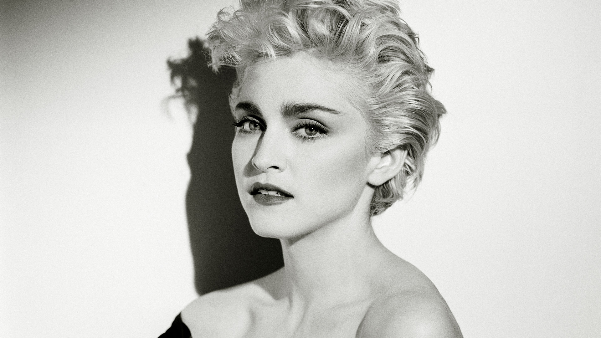 Madonna Wall Paper Wallpapers