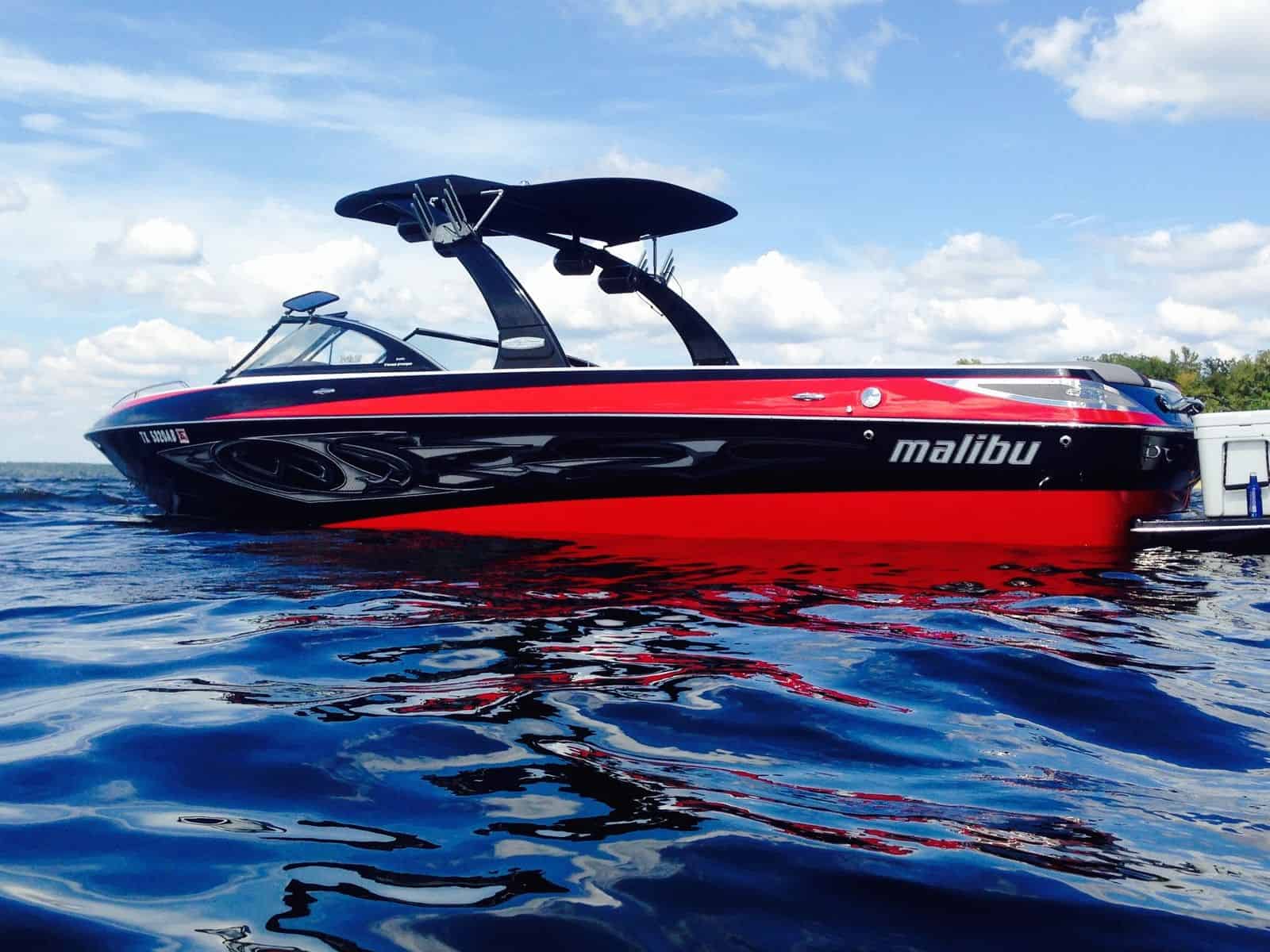 Malibu Boat Wallpapers