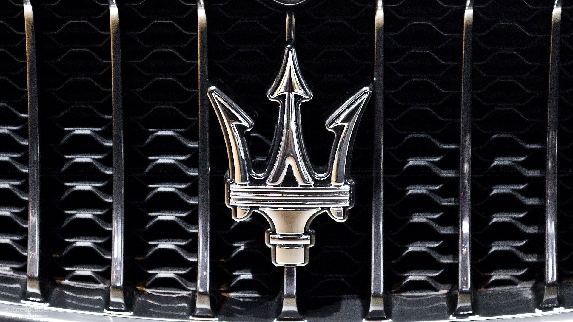 Maserati Logo Hd Wallpapers