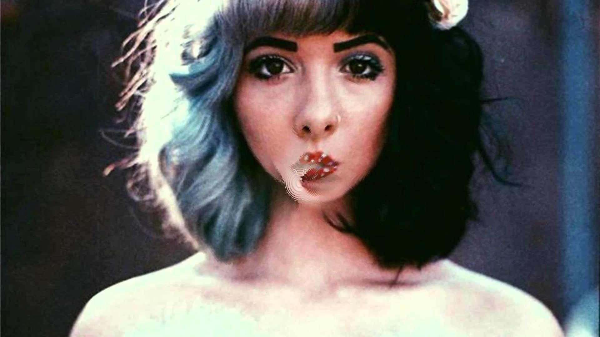 Melanie Martinez Laptop Wallpapers