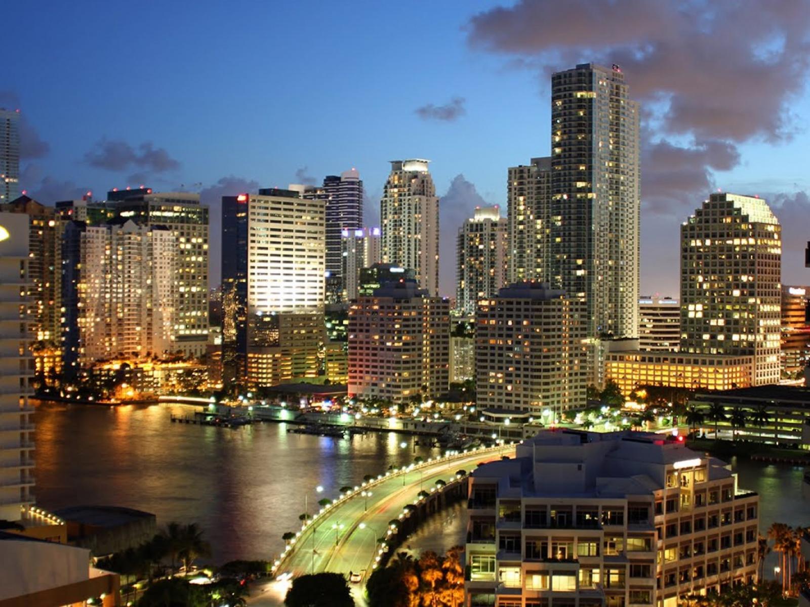 Miami Cityscape Wallpapers