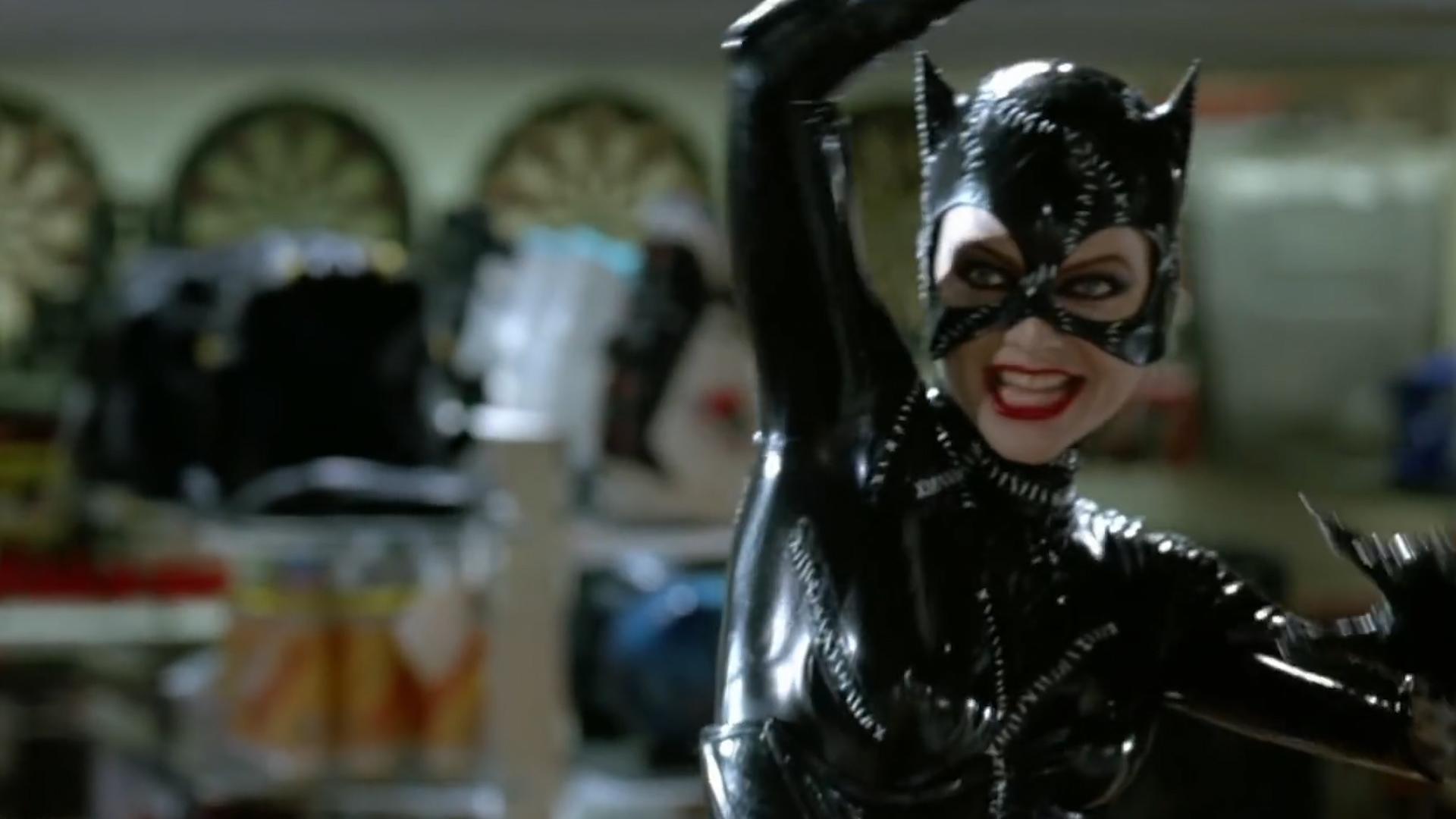 Michelle Pfeiffer Catwoman Wallpapers