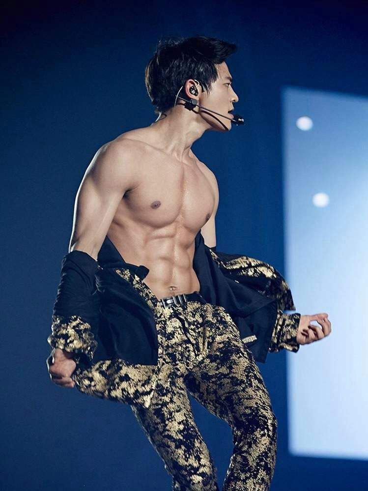 Minho Shinee Shirtless Wallpapers