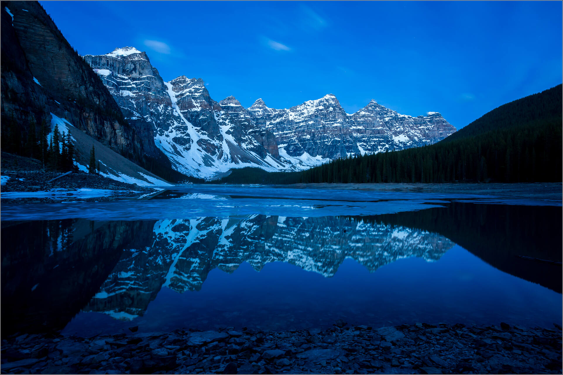 Moraine Lake Night Wallpapers