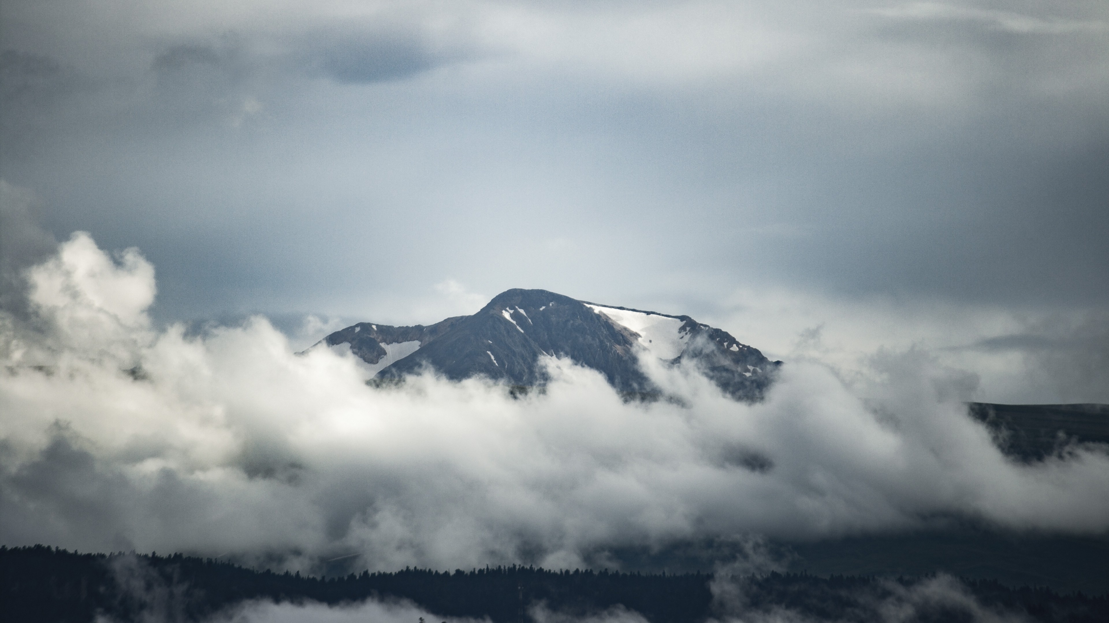 Mountain Cloud Wallpapers