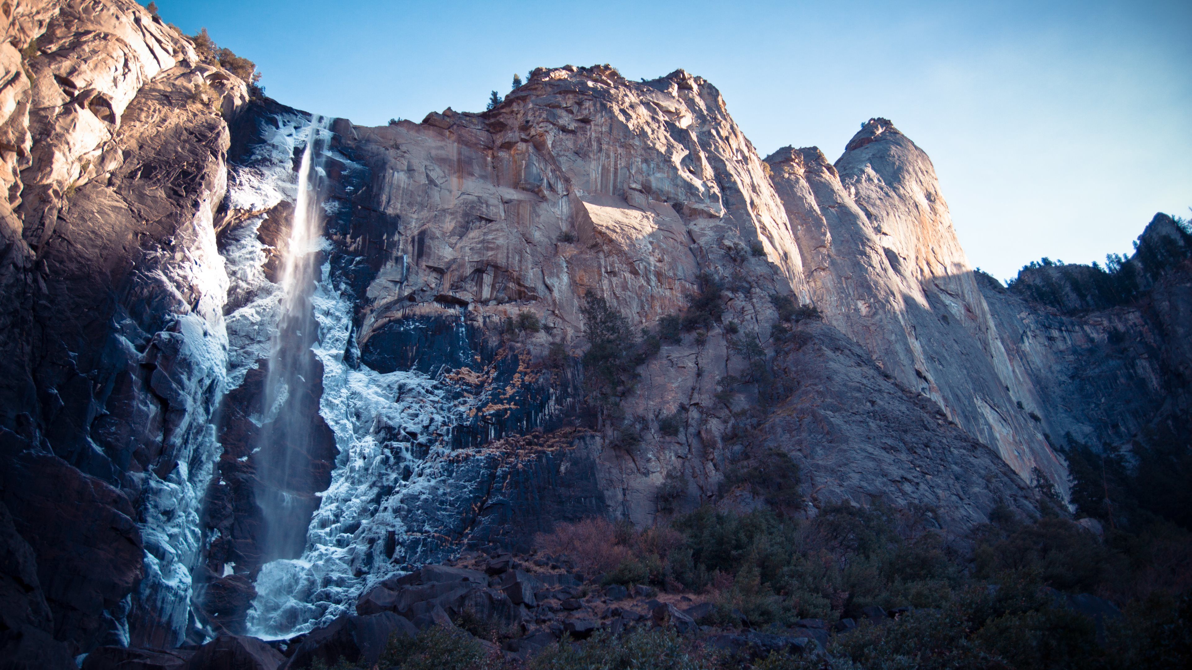 Mountain Waterfall Wallpapers