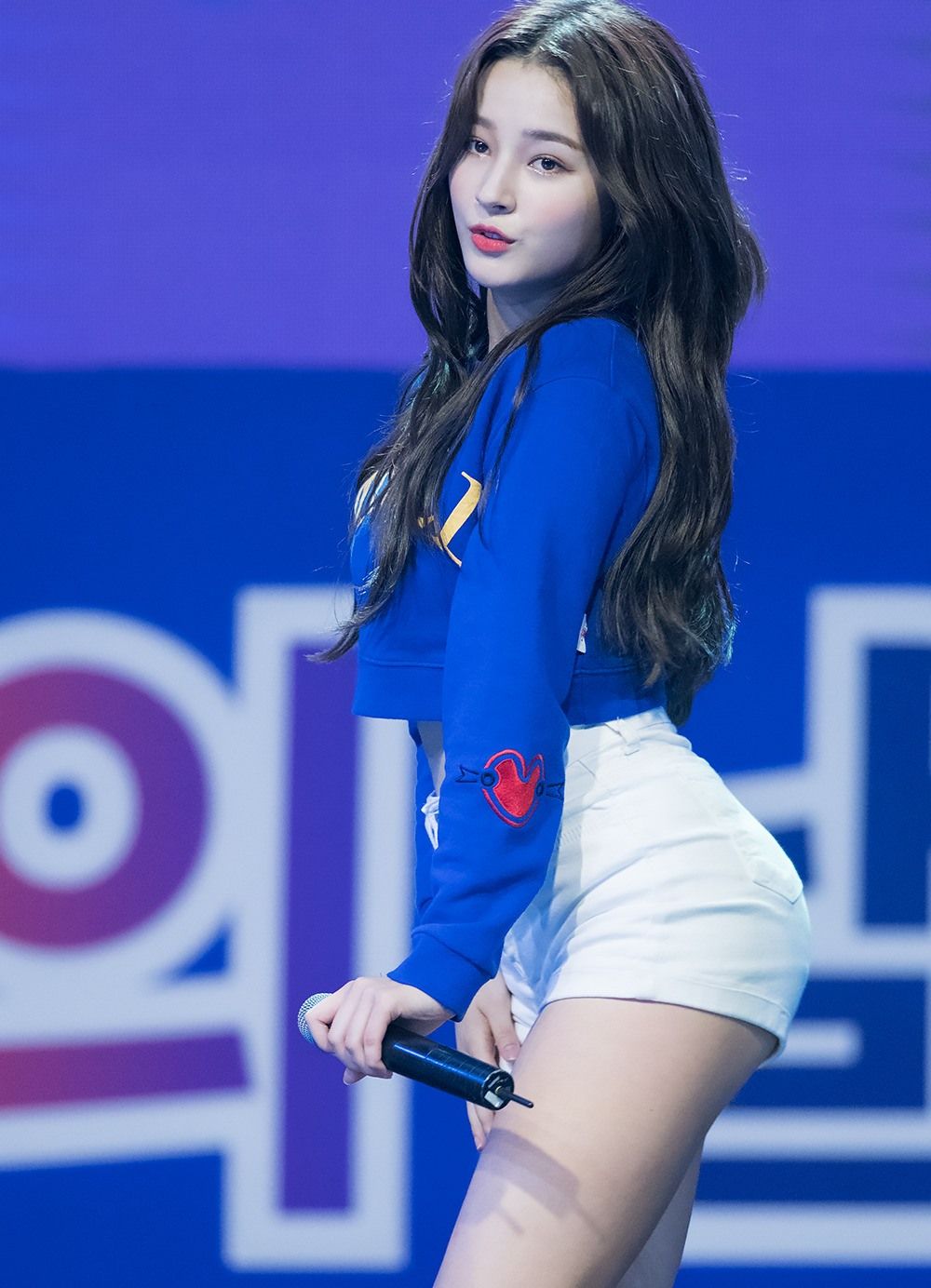 Nancy Momoland Photoshoot Wallpapers