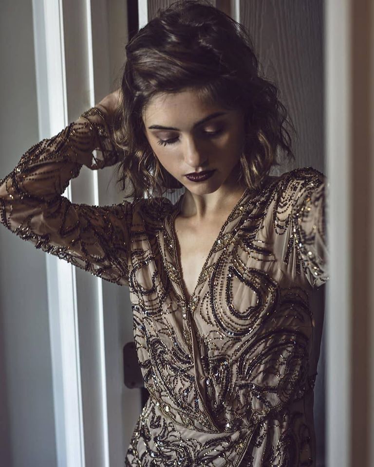 Natalia Dyer Hot Wallpapers