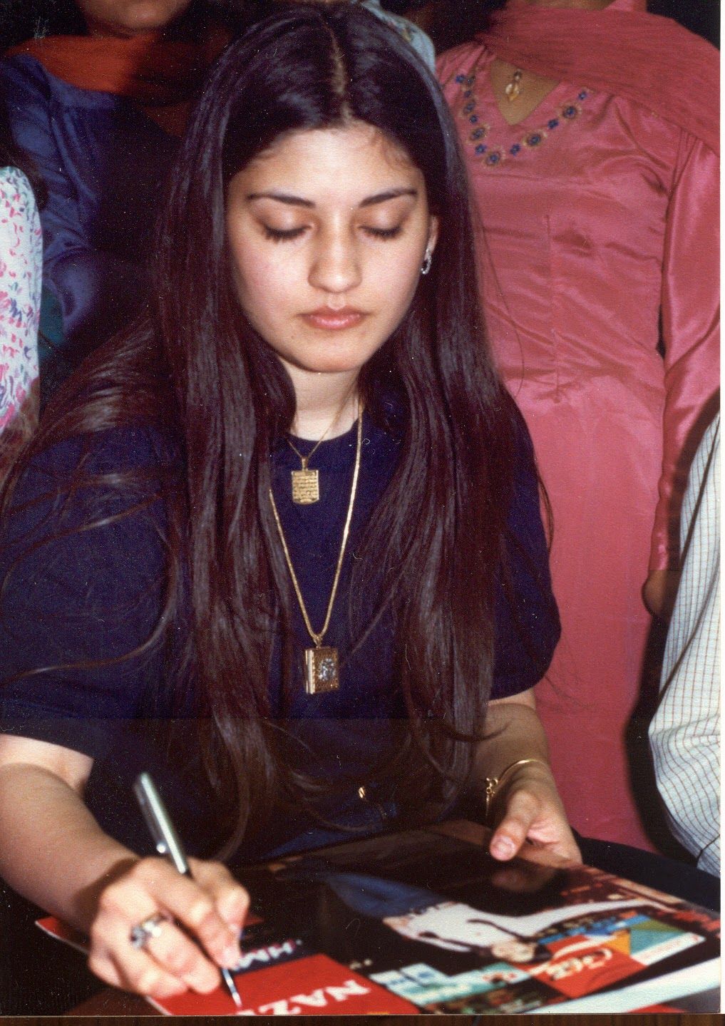 Nazia Hassan Pic Wallpapers