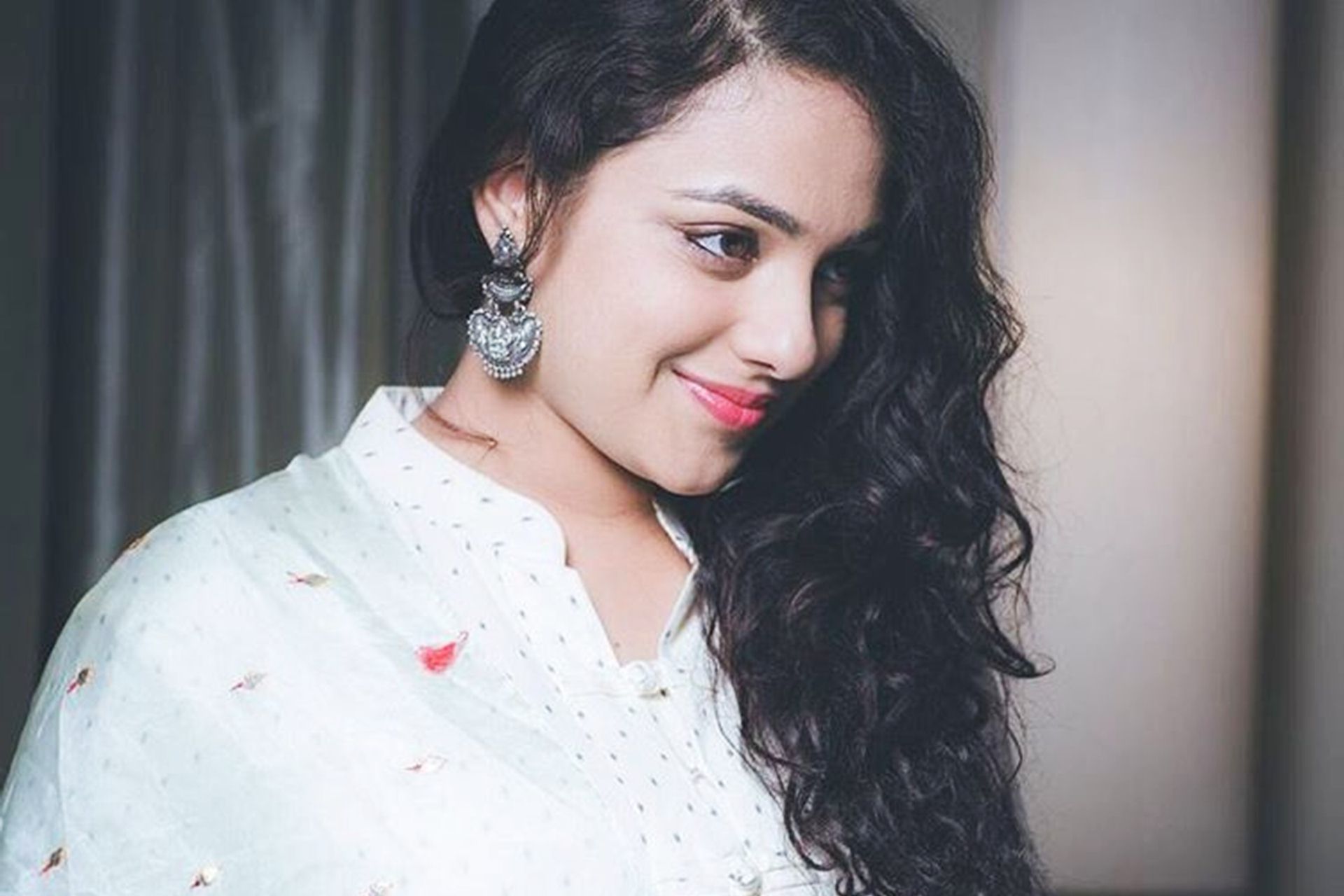 Nithya Menen Hot Wallpapers