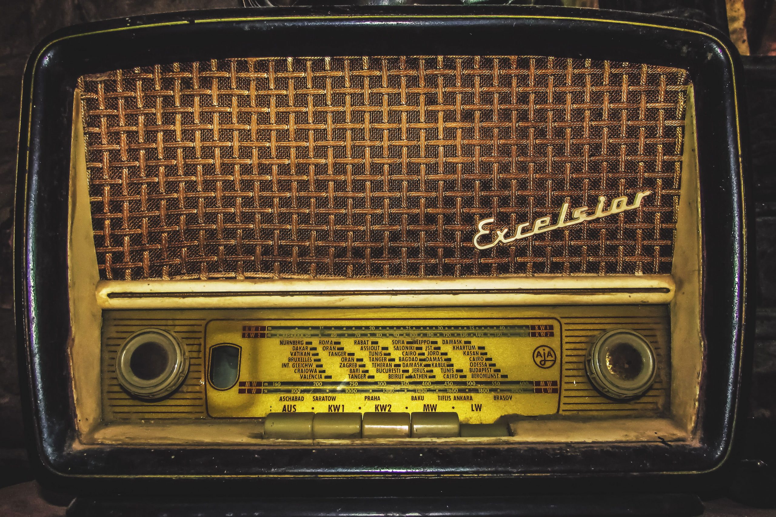 Old Radio Pic Wallpapers