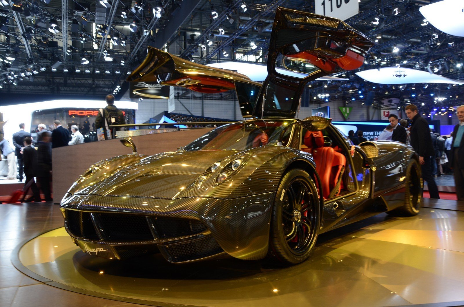 Pagani Huayra Carbon Edition Wallpapers