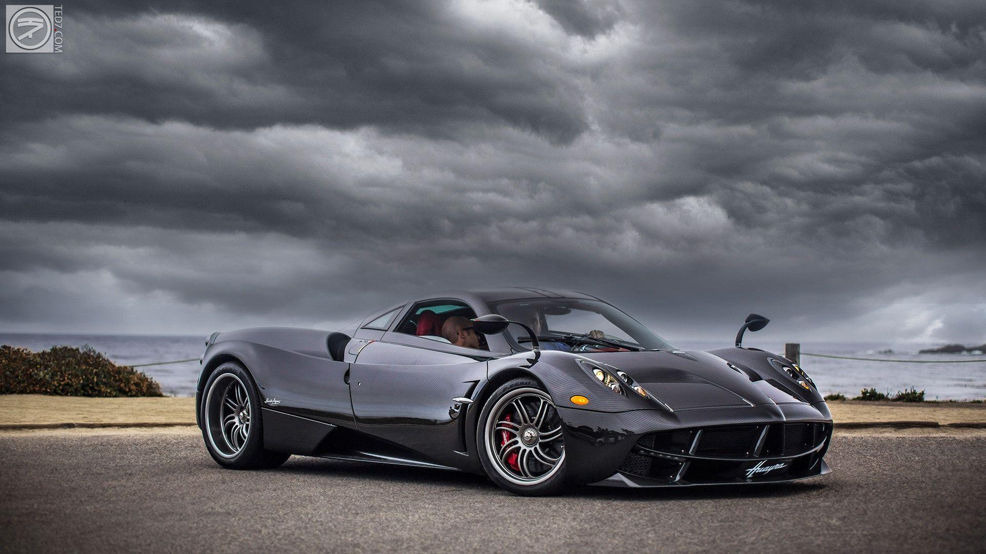 Pagani Huayra Carbon Edition Wallpapers