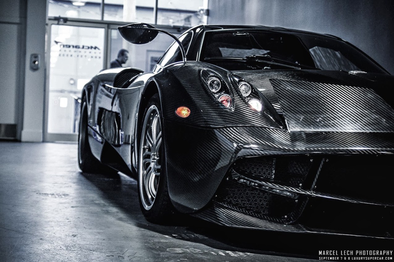 Pagani Huayra Carbon Edition Wallpapers