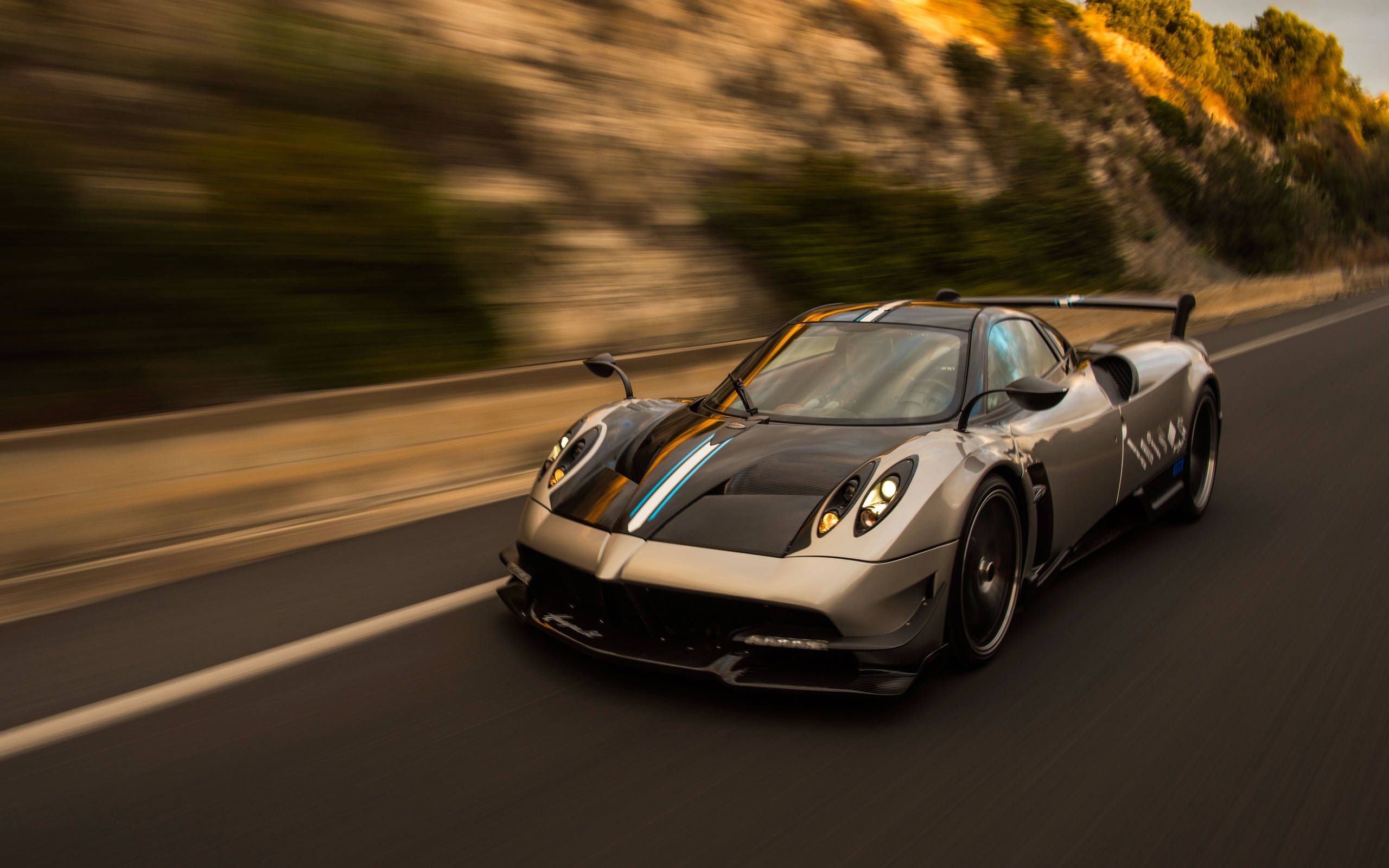 Pagani Huayra Carbon Edition Wallpapers