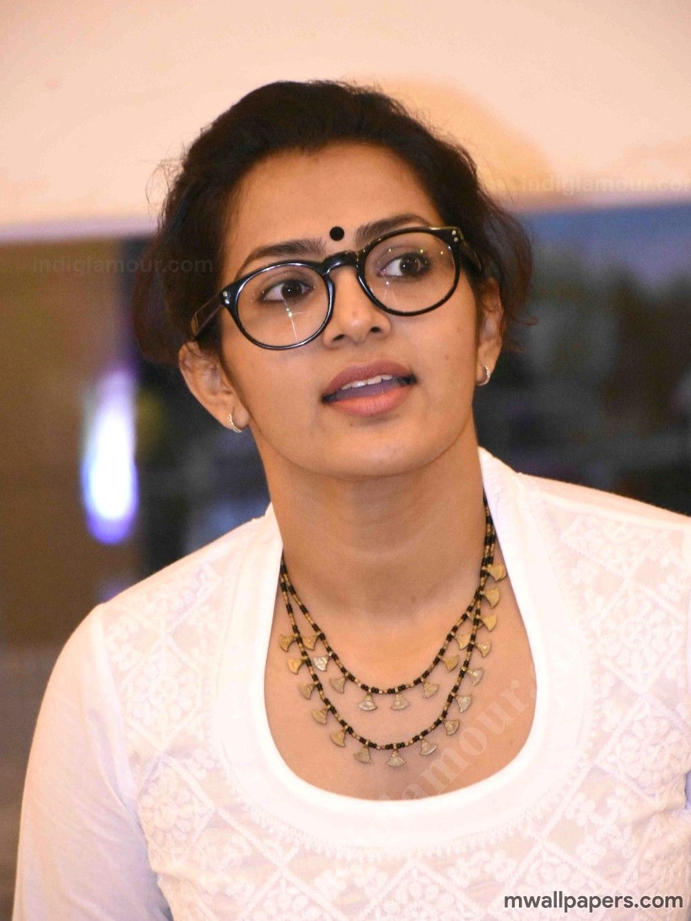 Parvathy Menon Photos Wallpapers