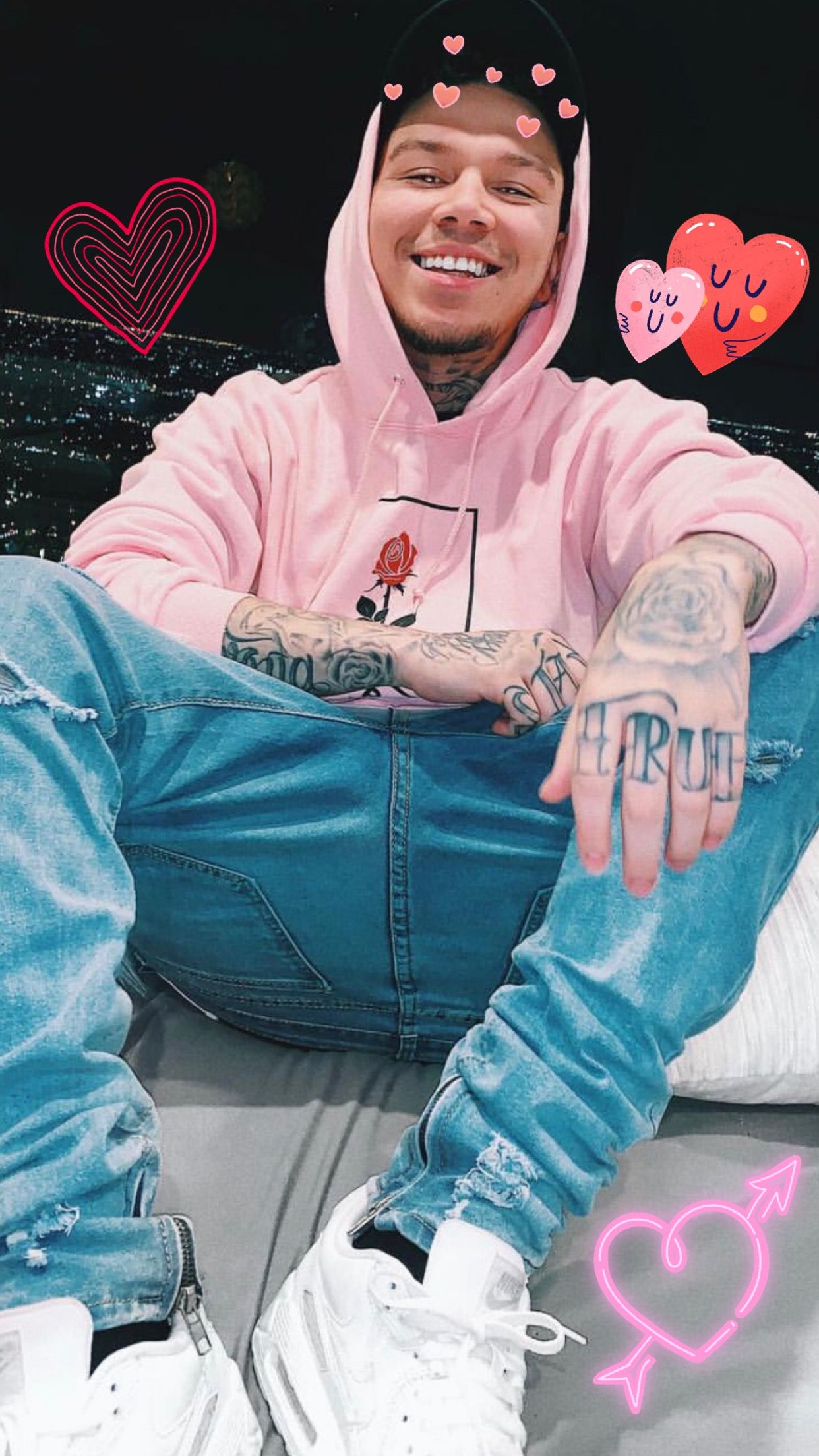 Phora Wallpapers