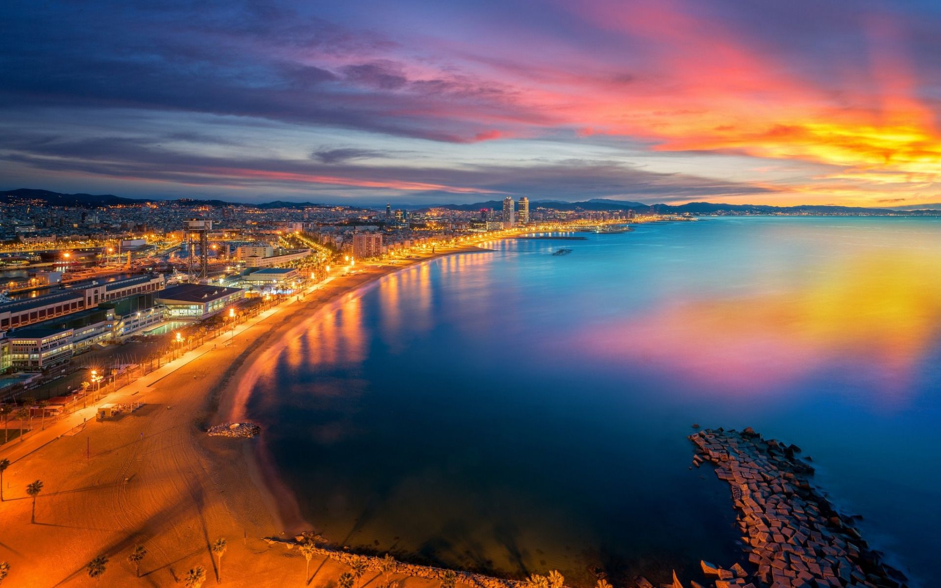 Pictures Of Barcelona Beach Wallpapers