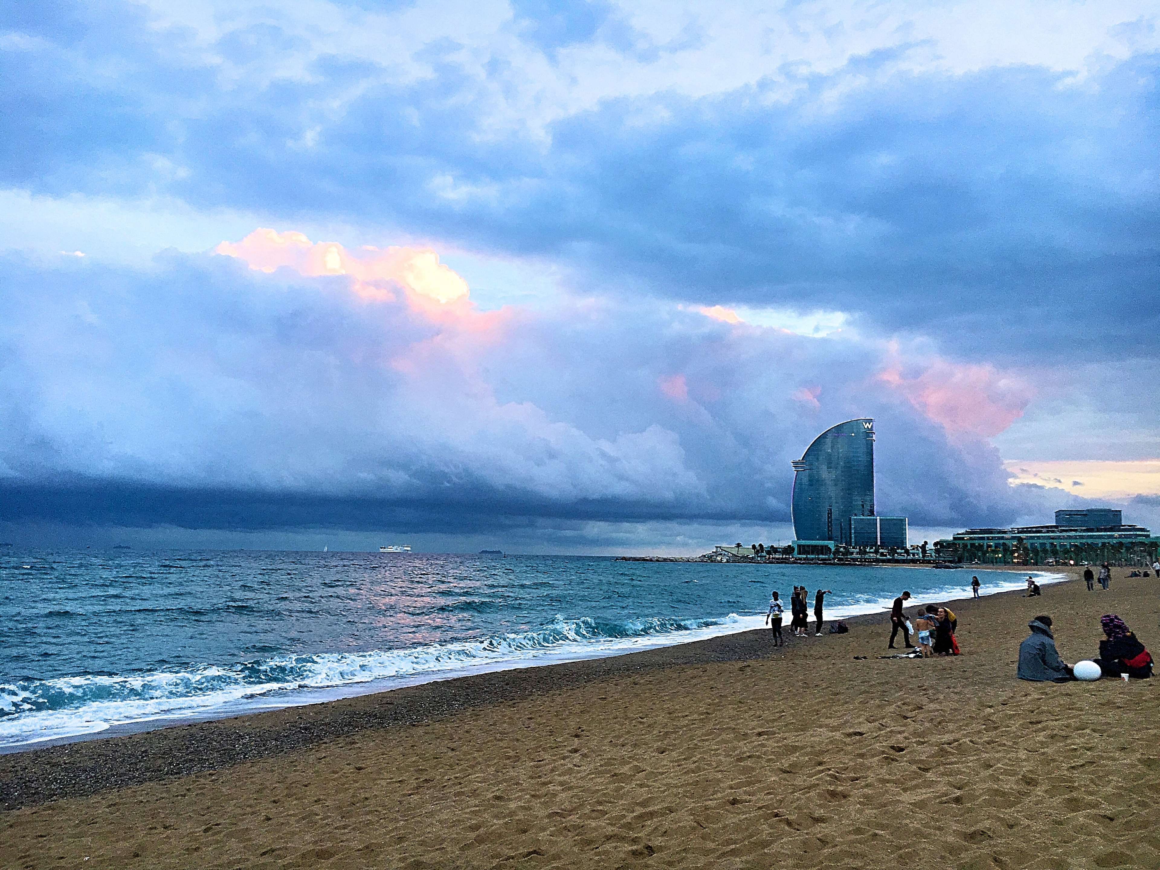 Pictures Of Barcelona Beach Wallpapers