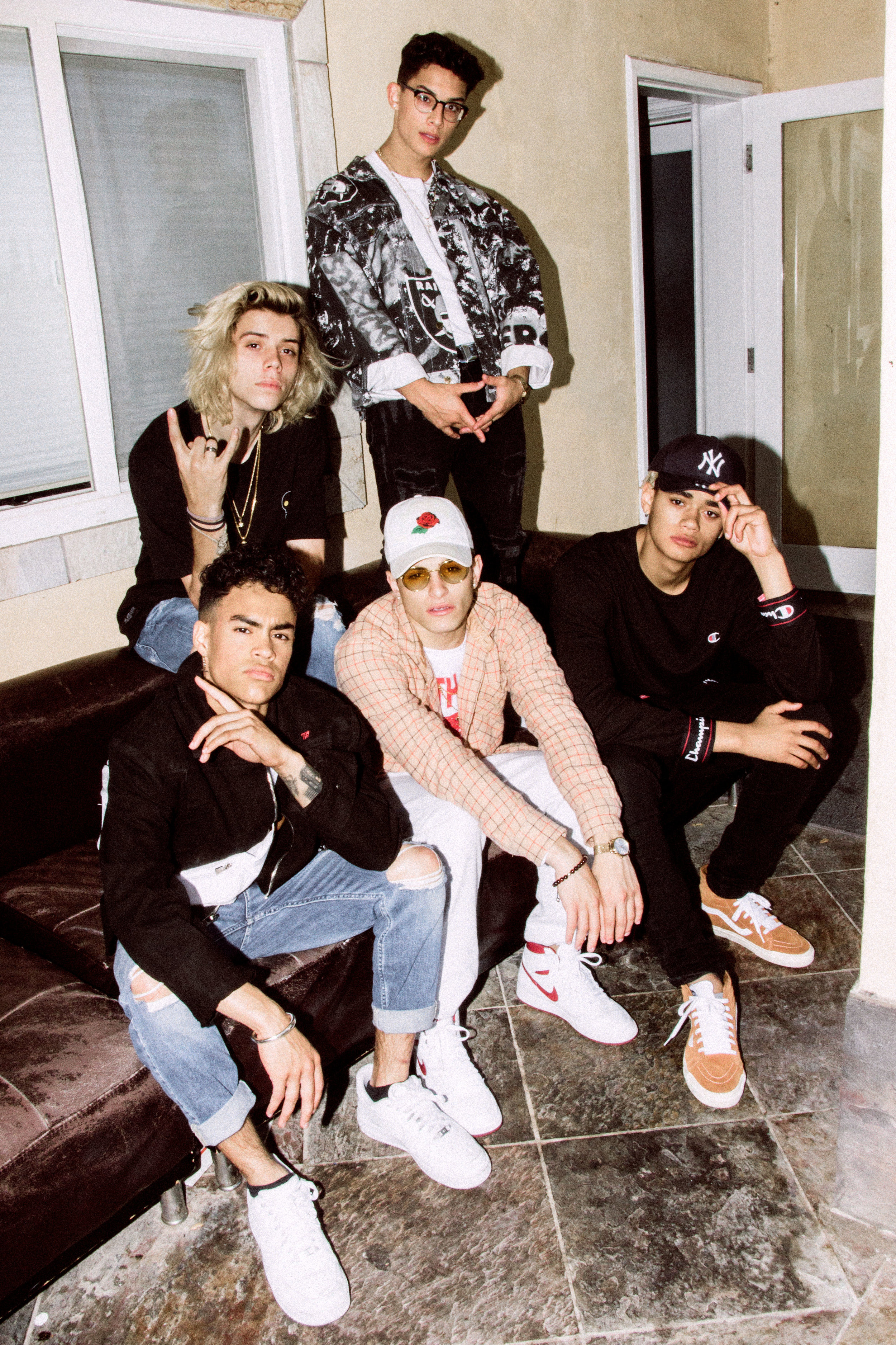 Prettymuch Wallpapers