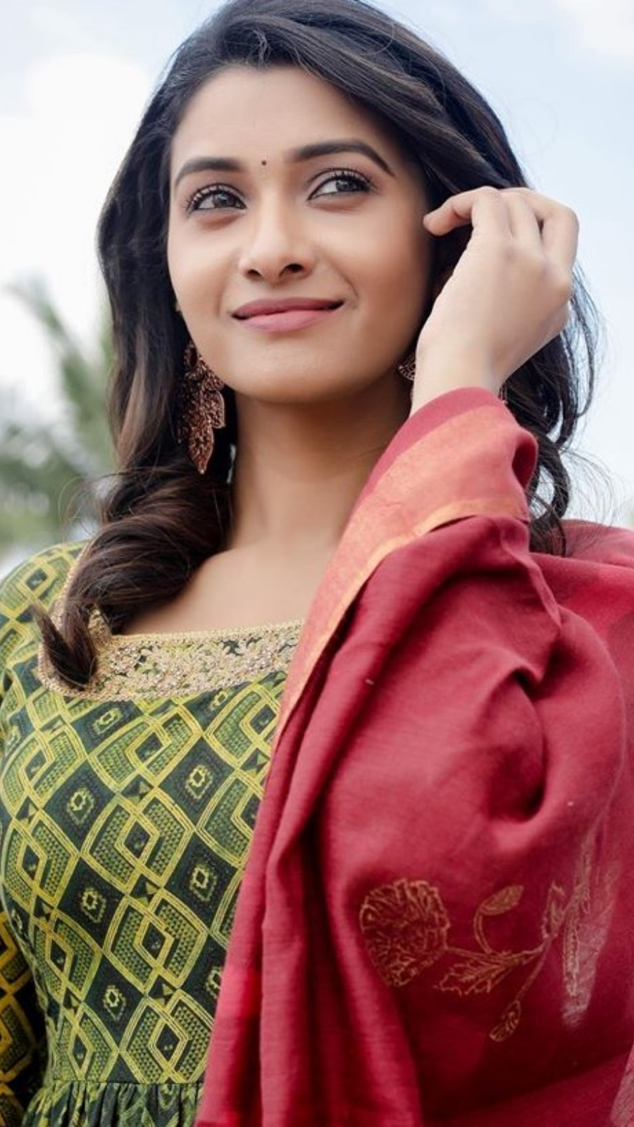 Priya Hd Wallpapers