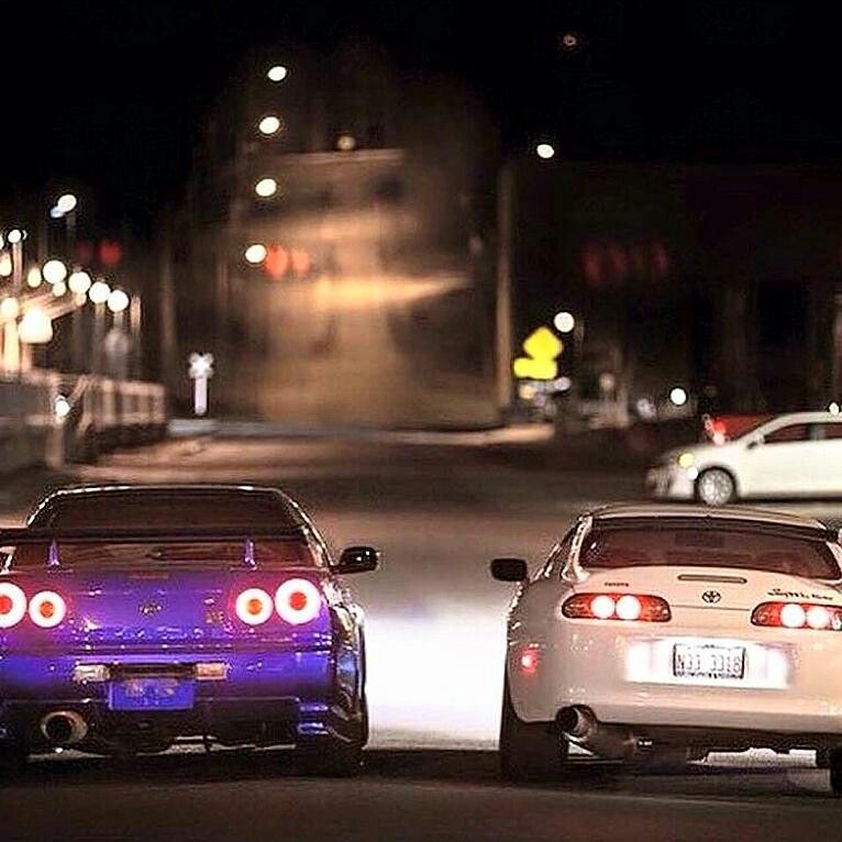 R34 And Supra Wallpapers