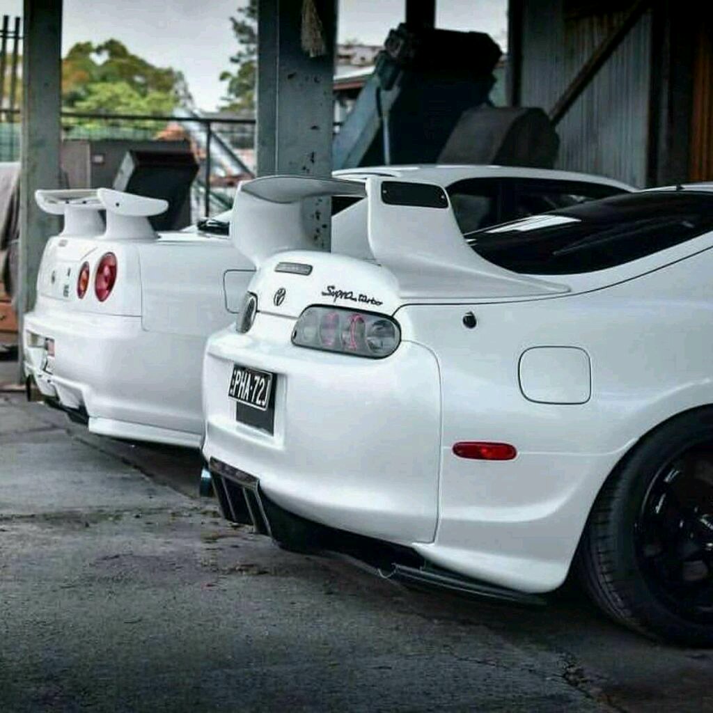 R34 And Supra Wallpapers