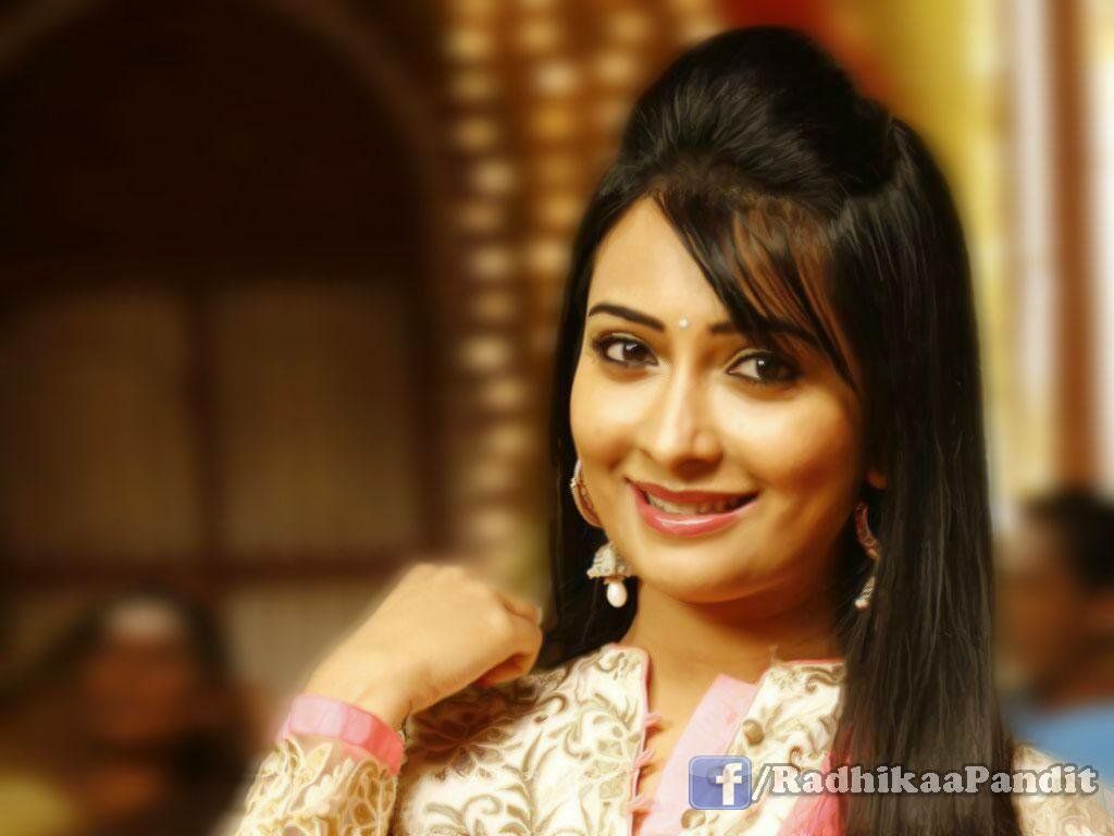 Radhika Pandit Photo Wallpapers