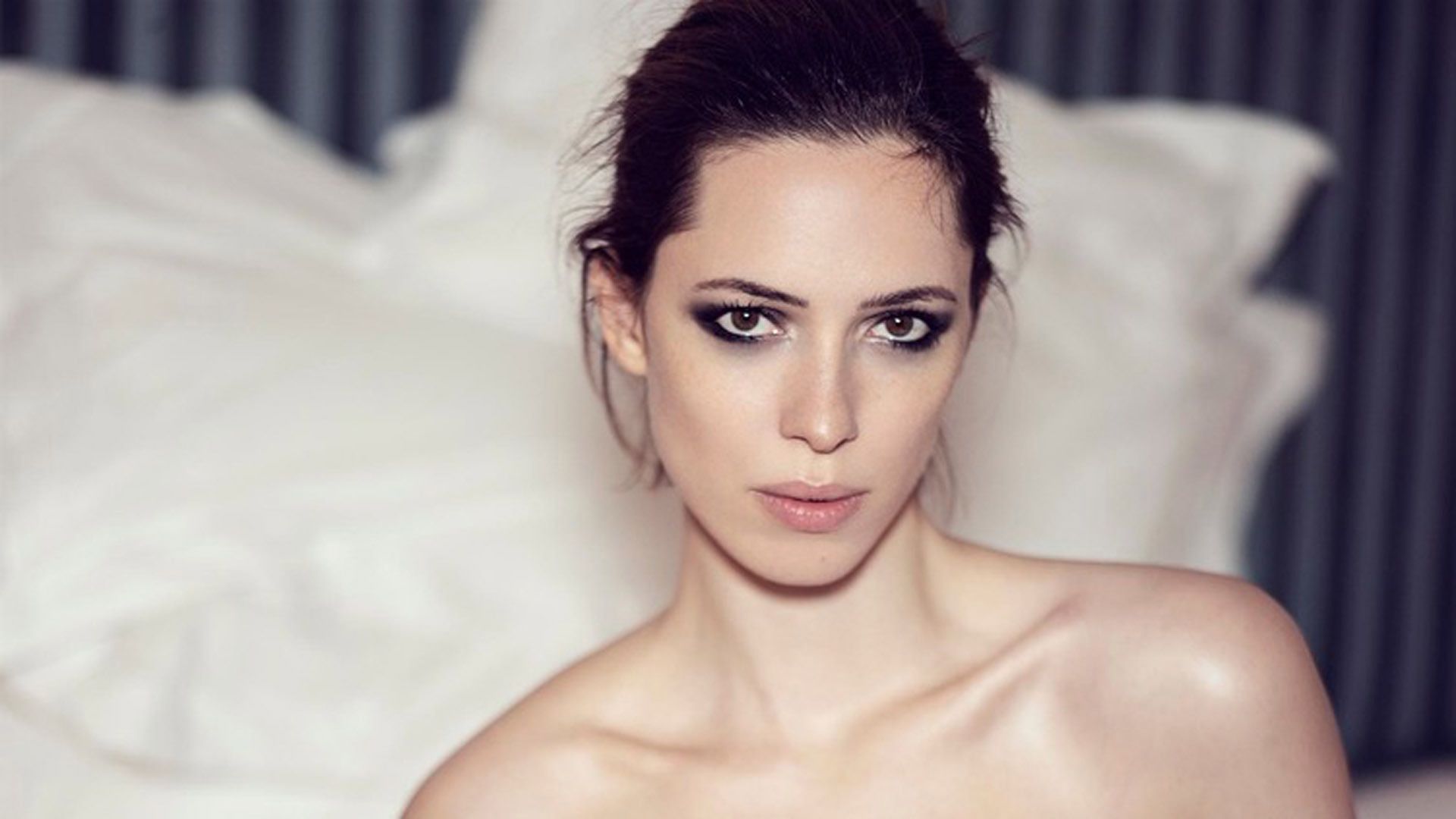 Rebecca Hall Hot Wallpapers