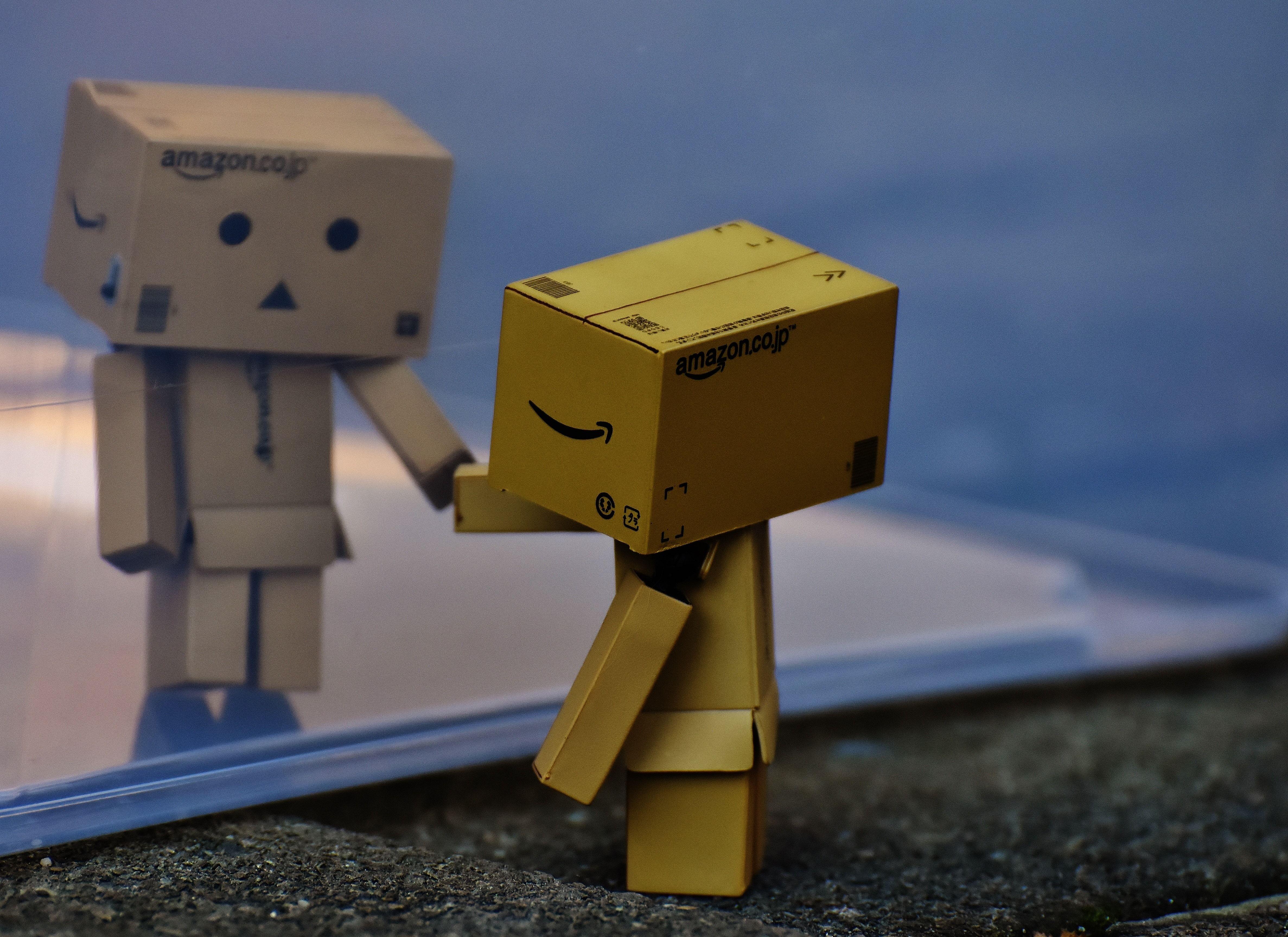 Sad Box Robot Wallpapers