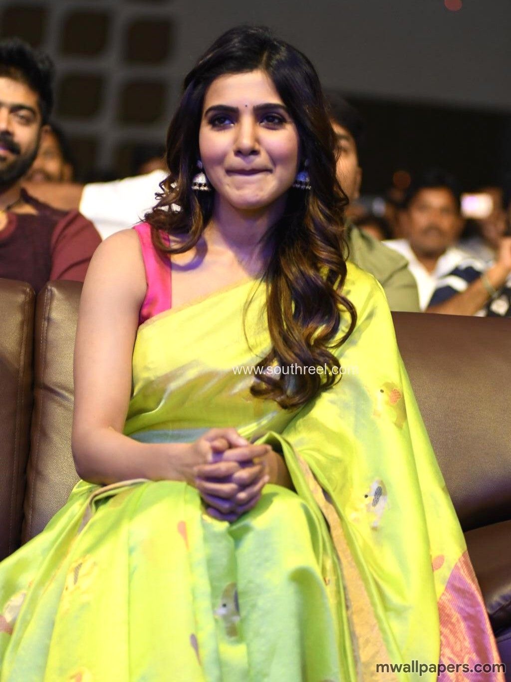 Samantha Saree Pics Wallpapers