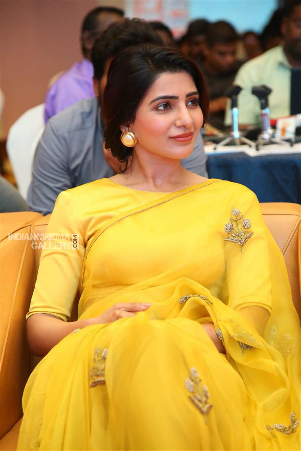 Samantha Saree Pics Wallpapers