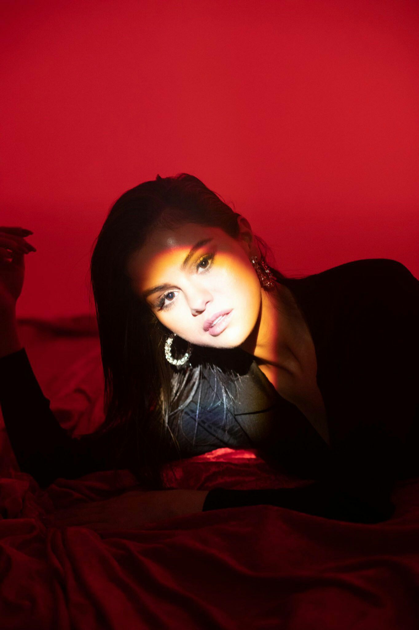 Selena Gomez Aesthetic Wallpapers