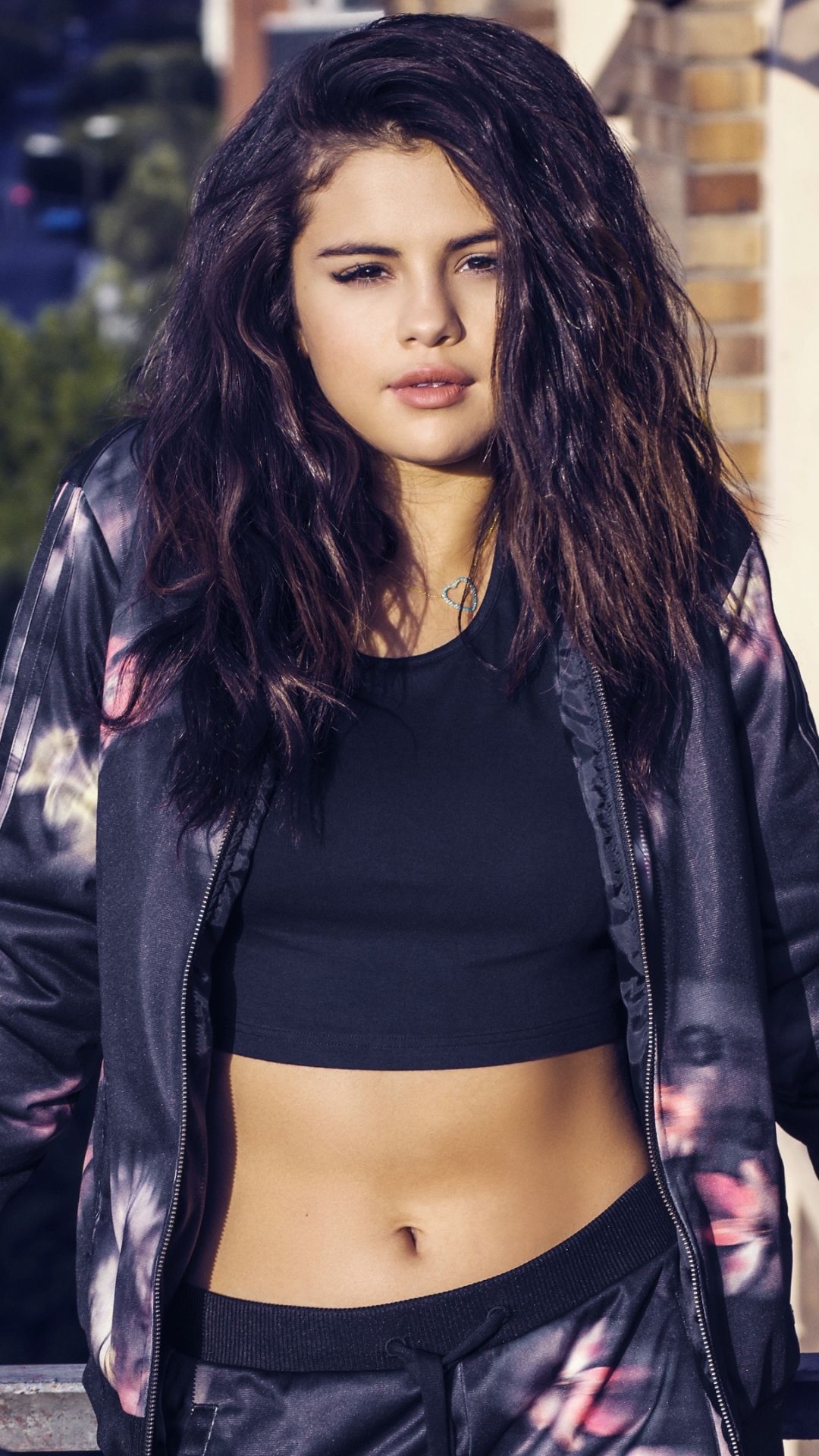 Selena Gomez Phone Wallpapers