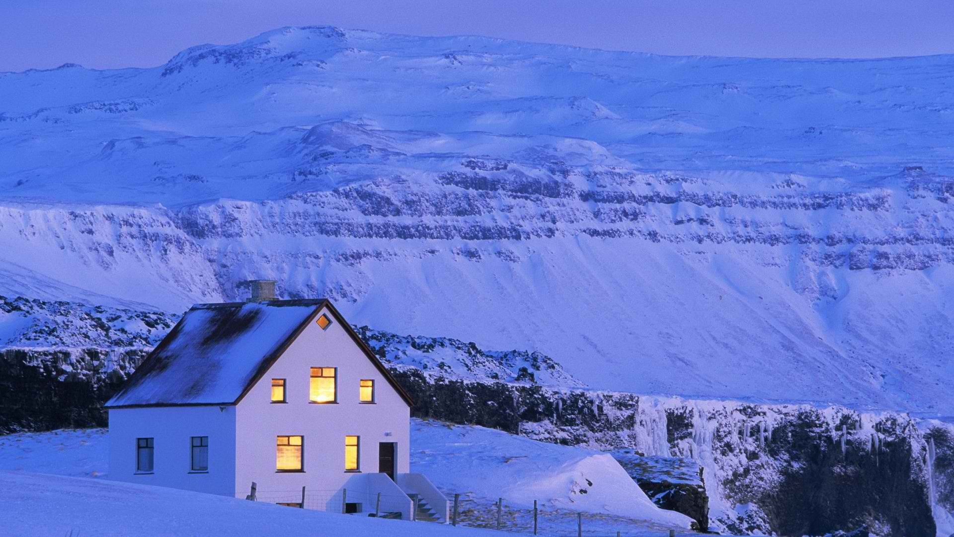 Snow Home Wallpapers