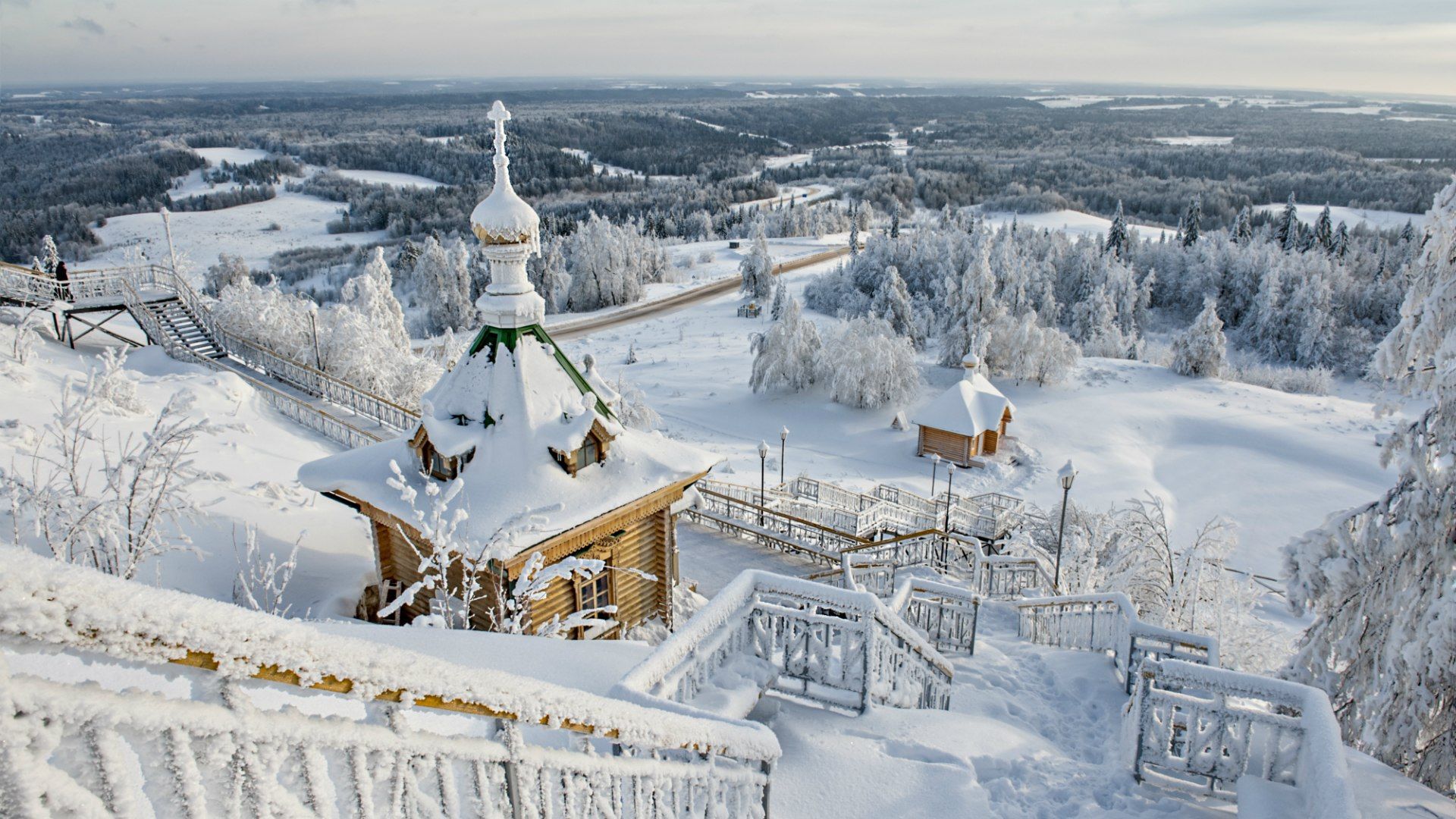 Snowy Russia Wallpapers